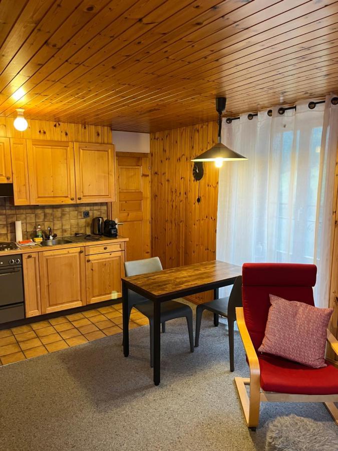 Au village d’Evolene, magnifique studio ensoleillé Extérieur photo