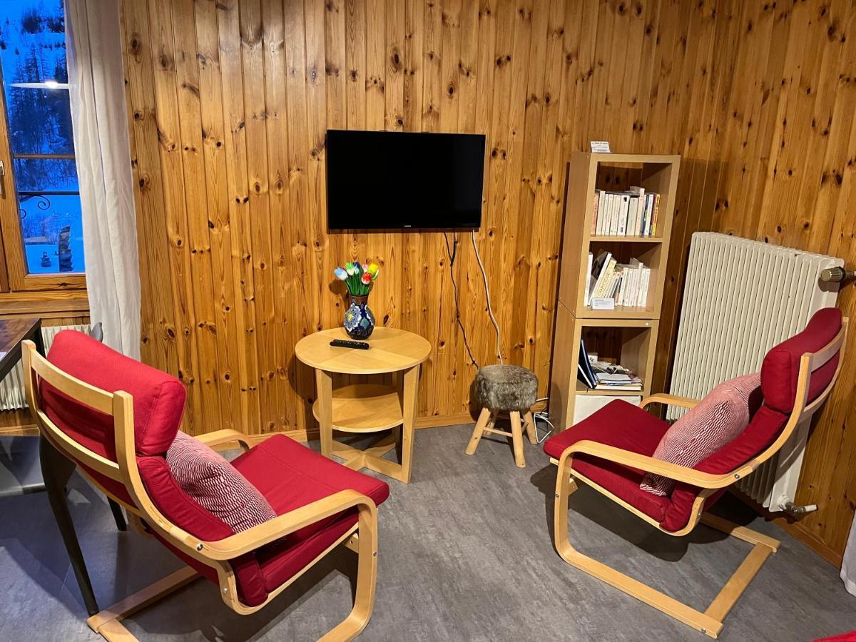 Au village d’Evolene, magnifique studio ensoleillé Extérieur photo