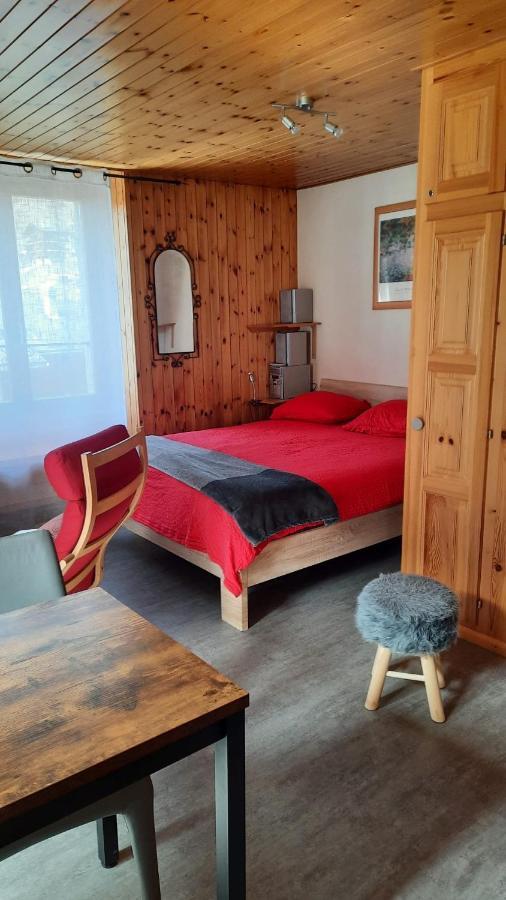 Au village d’Evolene, magnifique studio ensoleillé Extérieur photo